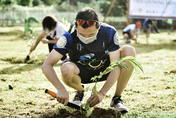 Bellevue Bohol’s Earth Hour 60KM Cycling and 1,000 Trees Initiative a Success
